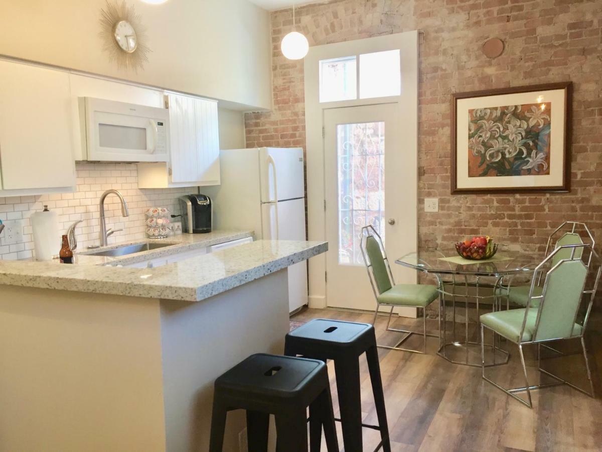 Bisbee Brownstone Suites ภายนอก รูปภาพ