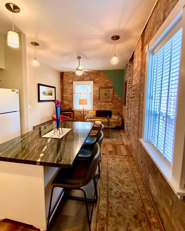 Bisbee Brownstone Suites ภายนอก รูปภาพ